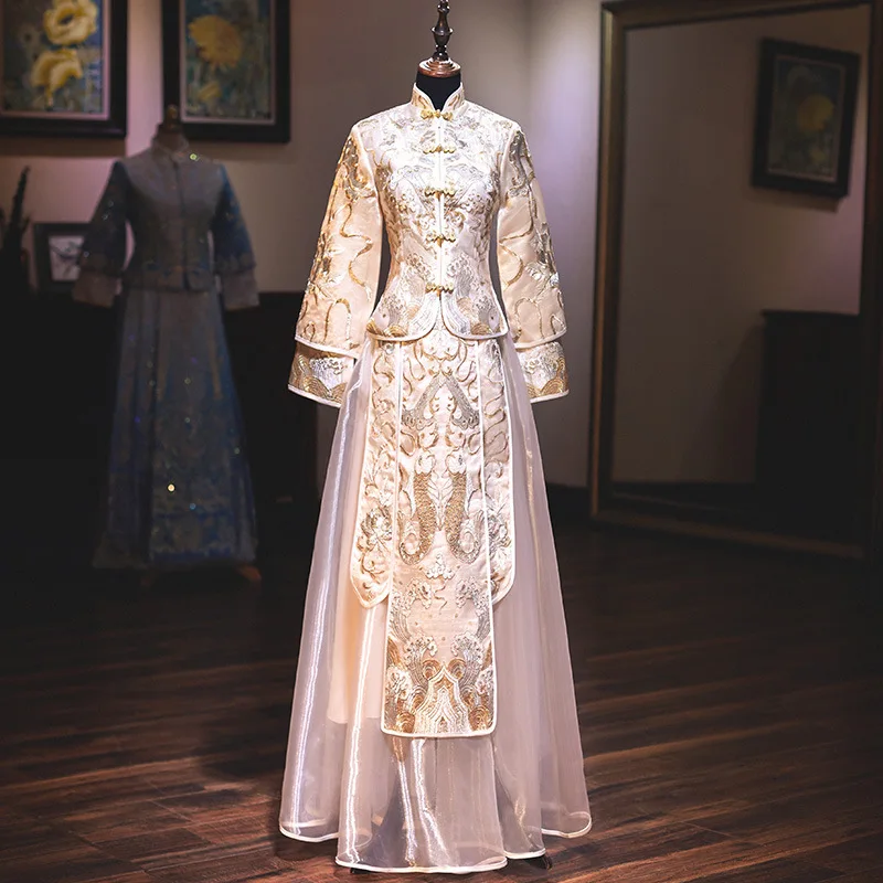 Vintage Šampanas Siuvinėjimo Cheongsam Naujų Vestuvių Kinų Nuotaka Mandarinų Apykaklės Suknelė Taurę Suknelės