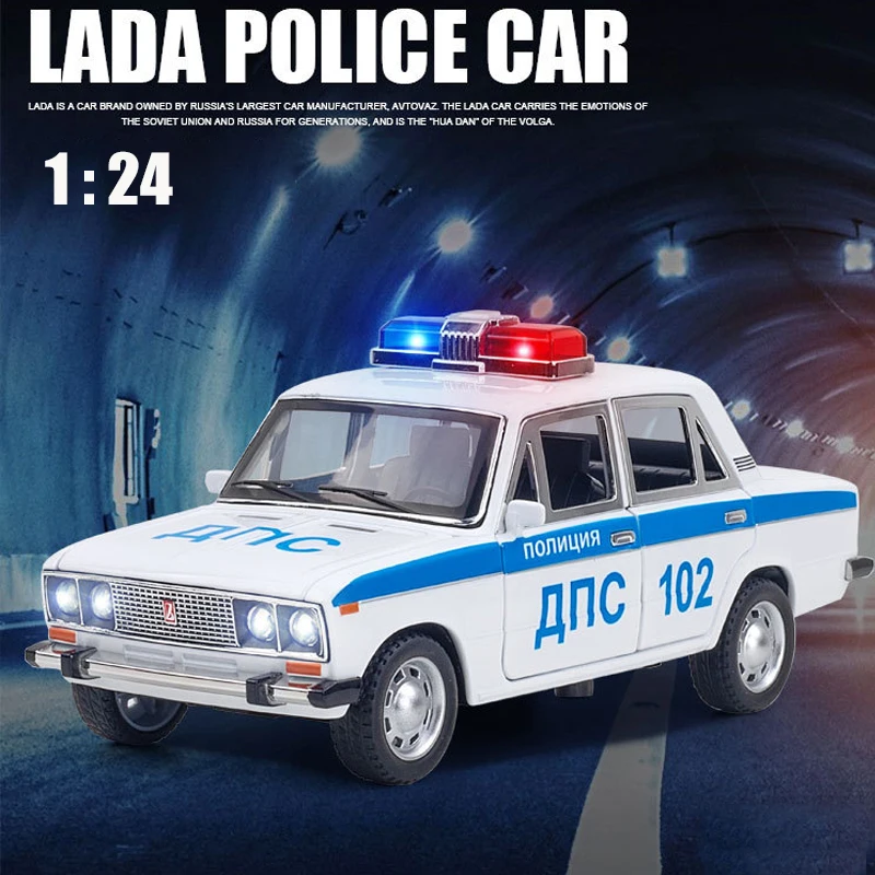 1:24 LADA 2106 Policijos Lydinio Automobilio Modelį Traukti Atgal, Šviesos, Garso Muisc Poveikis Diecast Automobilių Žaislai Vaikams Metalo Transporto priemonės Automobilių Surinkimo