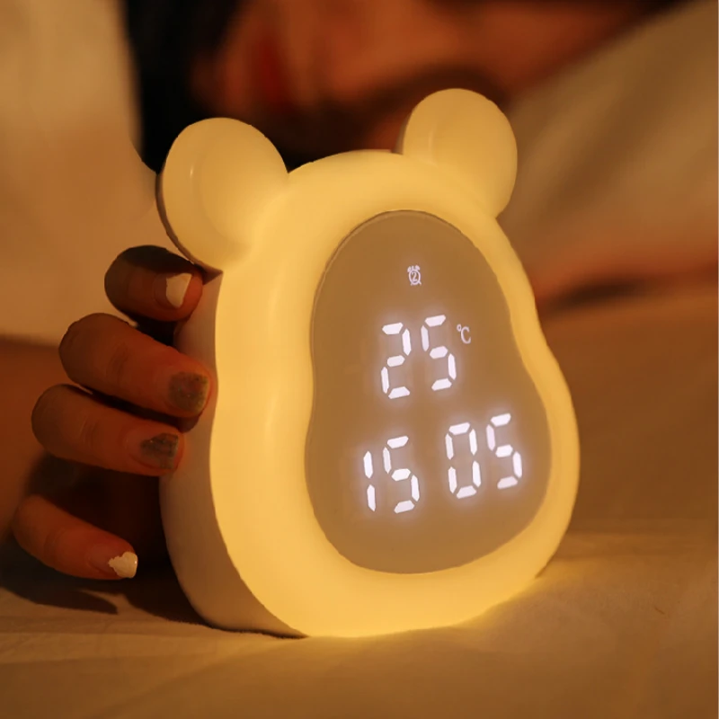 Vaikų nakties šviesos mažas žadintuvas su miegojimo spalvinga elektroninis laikrodis led animacinių filmų įkrovimo naktiniai laikrodis studentas